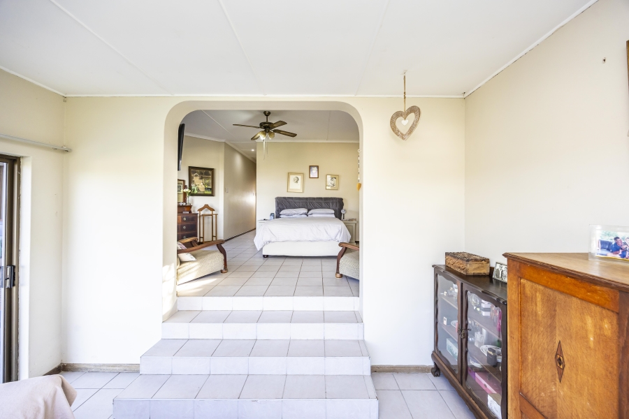 4 Bedroom Property for Sale in Beacon Bay Eastern Cape